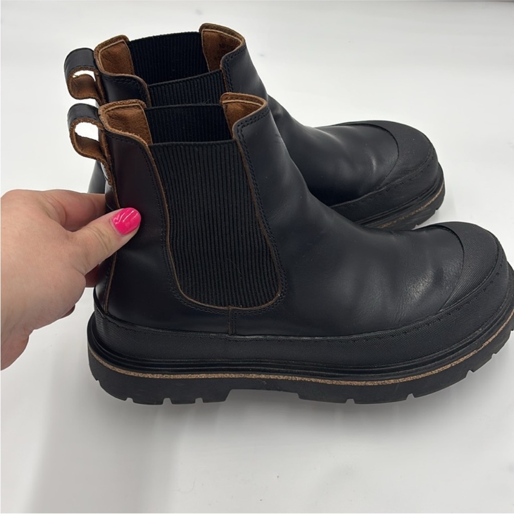 Birkenstock Prescott Slip On Boot in Oiled Leather - Black EUC